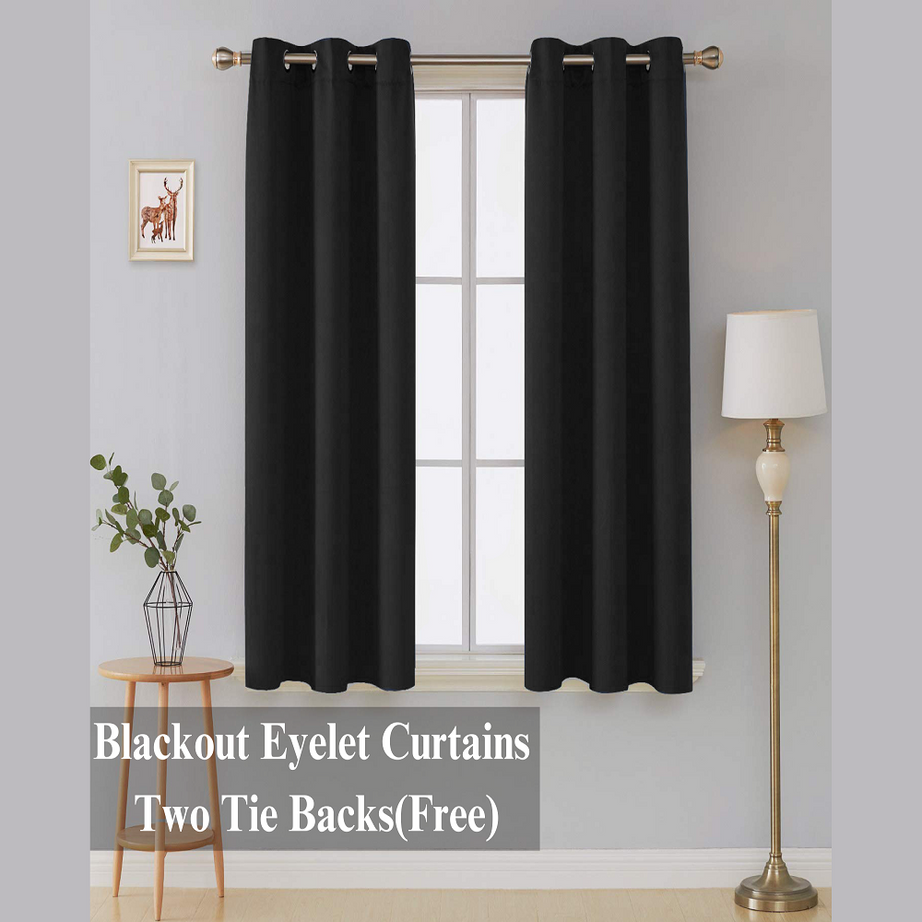  UV-protective blackout curtains